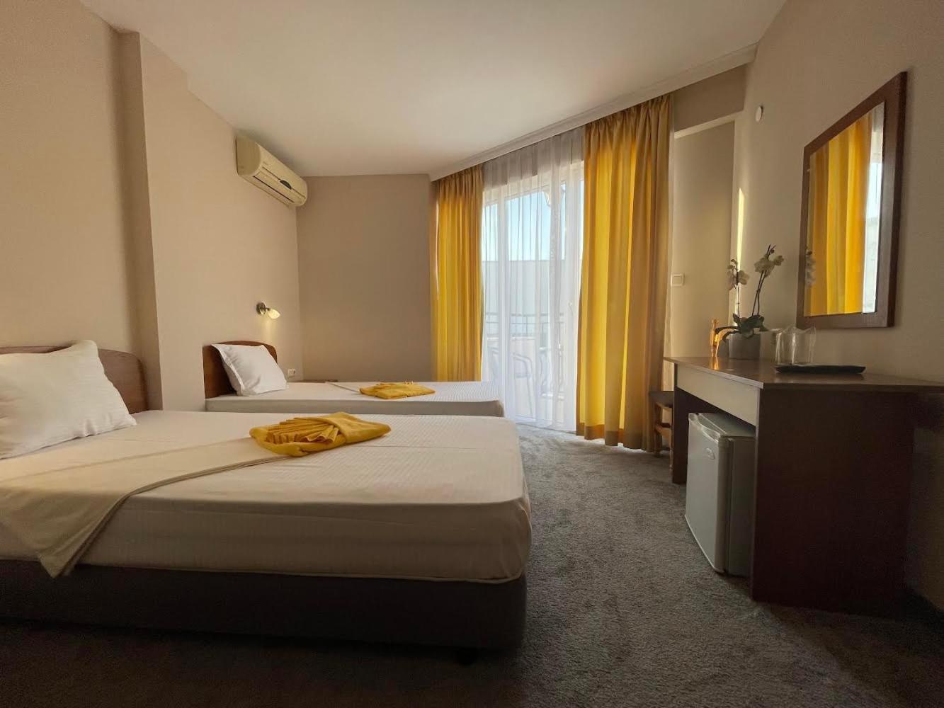 Alatoni Beach Hotel Sozopol Exterior photo