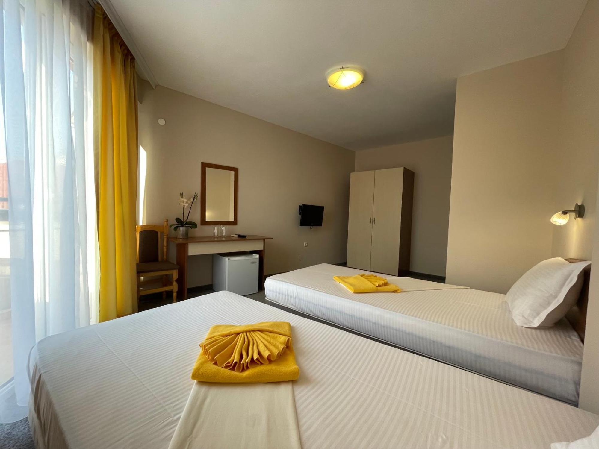 Alatoni Beach Hotel Sozopol Exterior photo