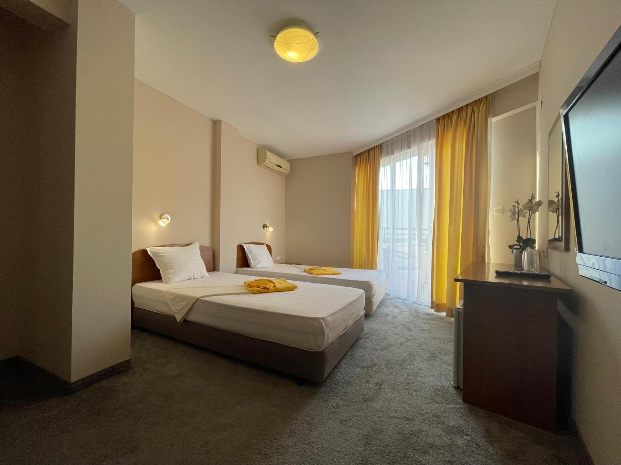 Alatoni Beach Hotel Sozopol Exterior photo